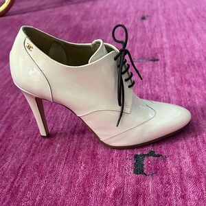 CHANEL Cream Lace-Up Heels